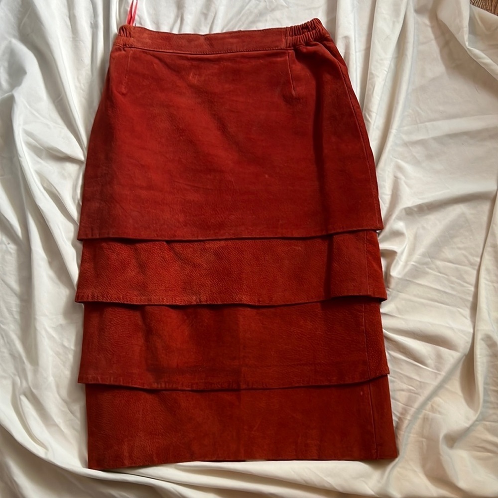 Greg Adams satin  lined suede layered skirt . Burnt orange. Very unique. Sz 5/6